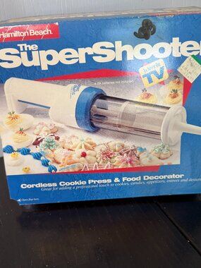 Vintage Hamilton Beach Super Shooter COOKIE PRESS Decorator Kit As seen on TV